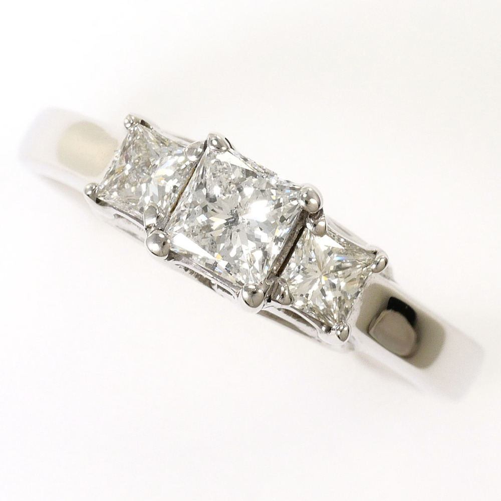 VINTAGE 14k Silver Diamond Ring